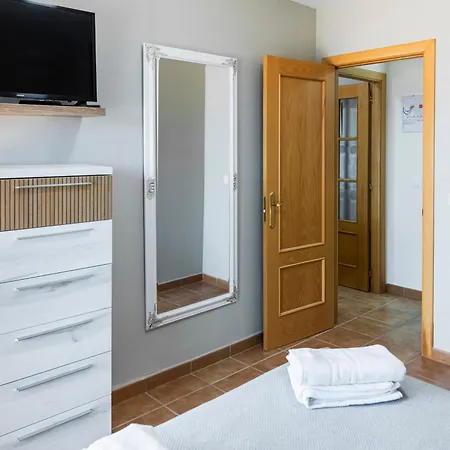 Mirador Da Ria Nautico Portosin Gayanes  (A Coruna)